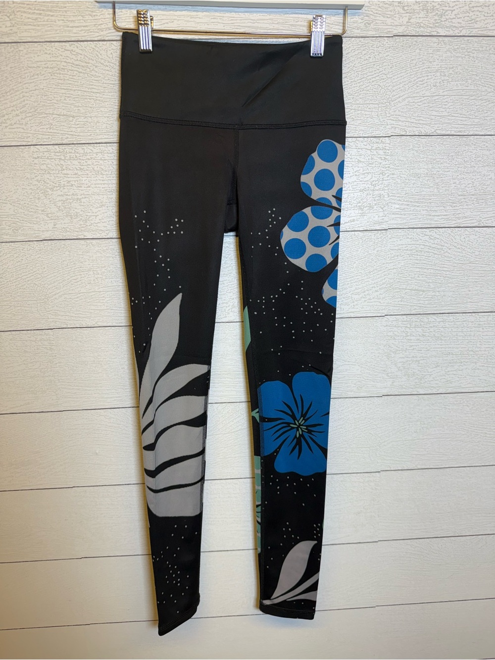 Noli Black With Floral Print Performance Leggings Size XS